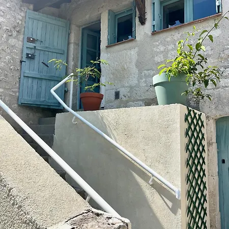 Kır Evi La Vesarnie