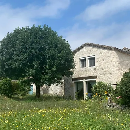 컨트리하우스 La Vesarnie