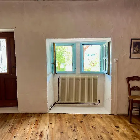 컨트리하우스 La Vesarnie