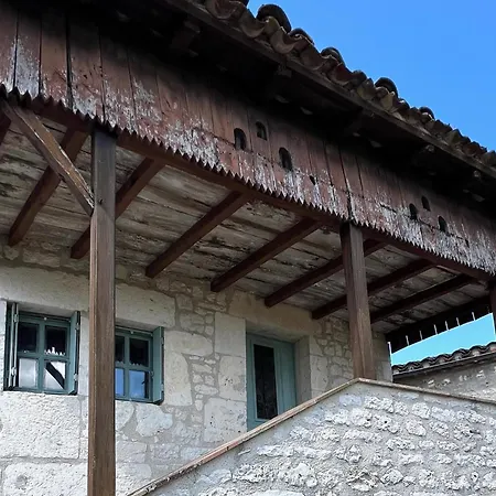 La Vesarnie * Montaigu-de-Quercy