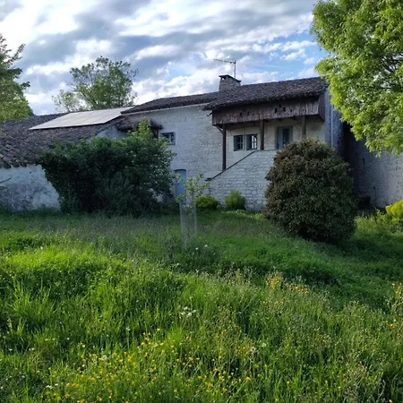 Country house La Vesarnie *
